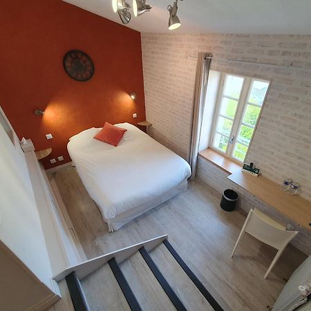 Logis Hotel Le Prince Noir Sérignac-sur-Garonne 외부 사진