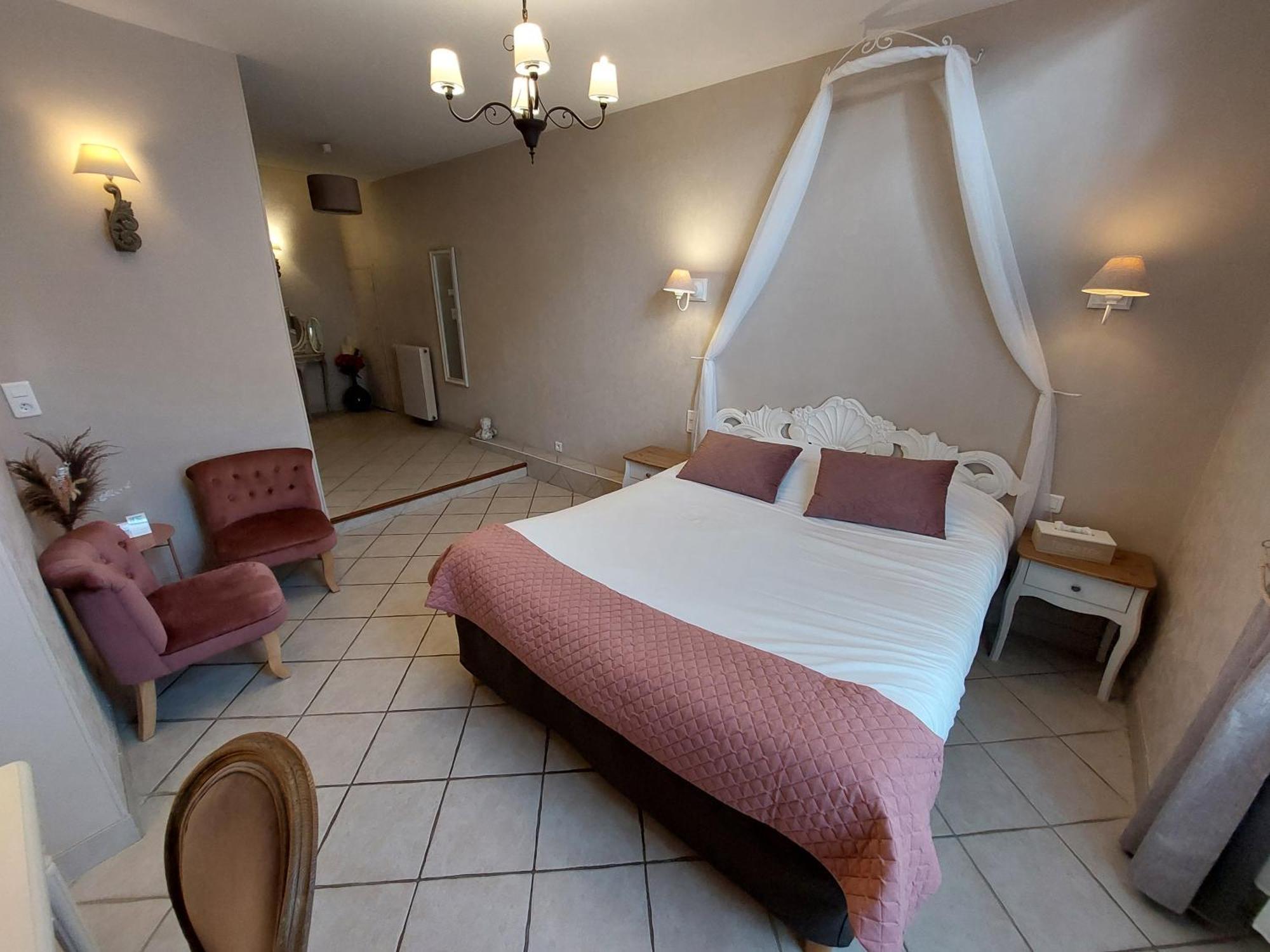 Logis Hotel Le Prince Noir Sérignac-sur-Garonne 외부 사진