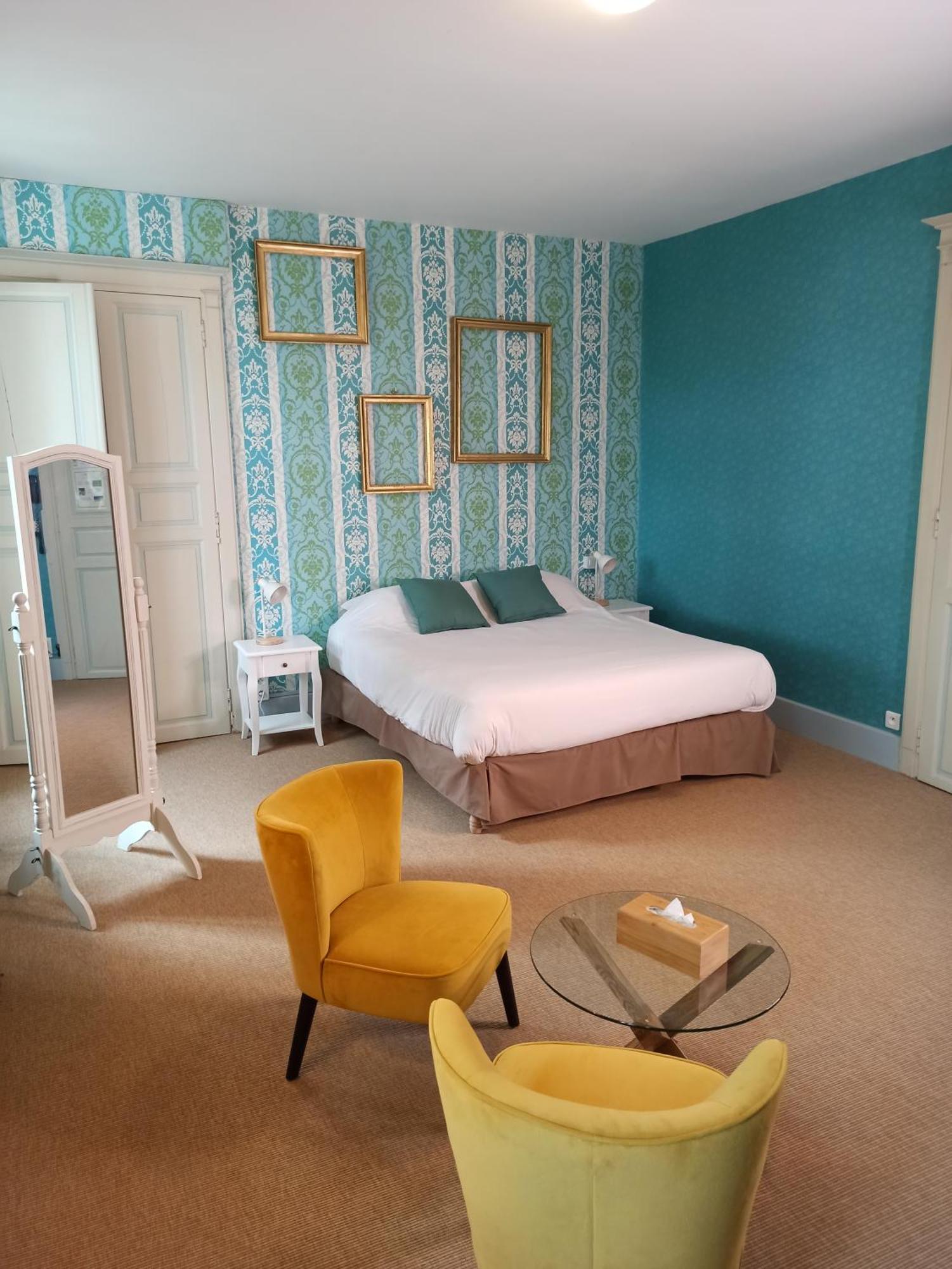 Logis Hotel Le Prince Noir Sérignac-sur-Garonne 외부 사진
