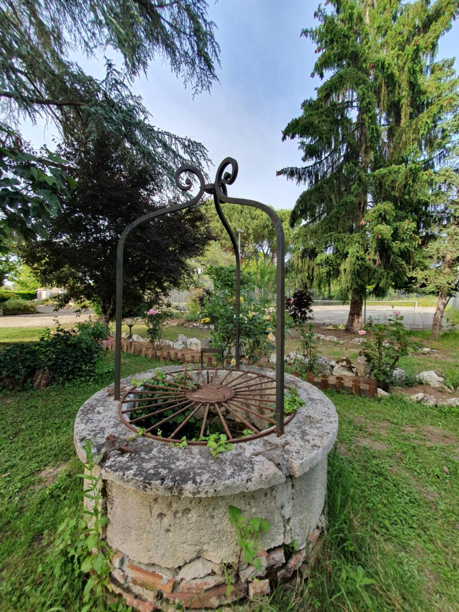 Logis Hotel Le Prince Noir Sérignac-sur-Garonne 외부 사진